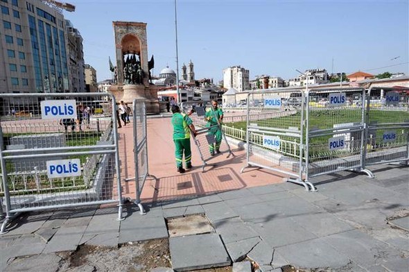 Gezi Parkı'na girişler kapatıldı