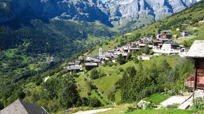 İsviçre'de bu köye taşınana 70 bin dolar verilecek