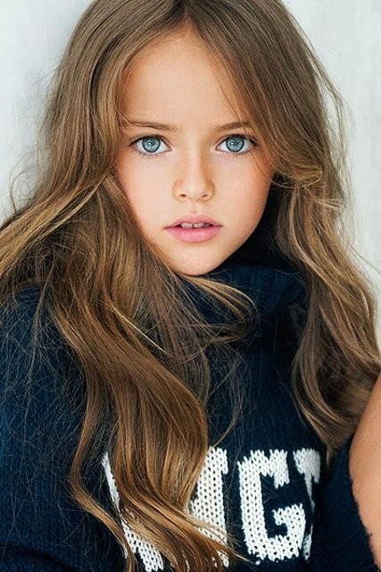 Dünyanın en güzel çocuğu Kristina Pimenova