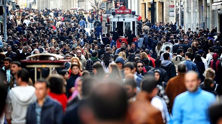 Türkiye'nin en kalabalık ilçeleri arasında İstanbul yok...