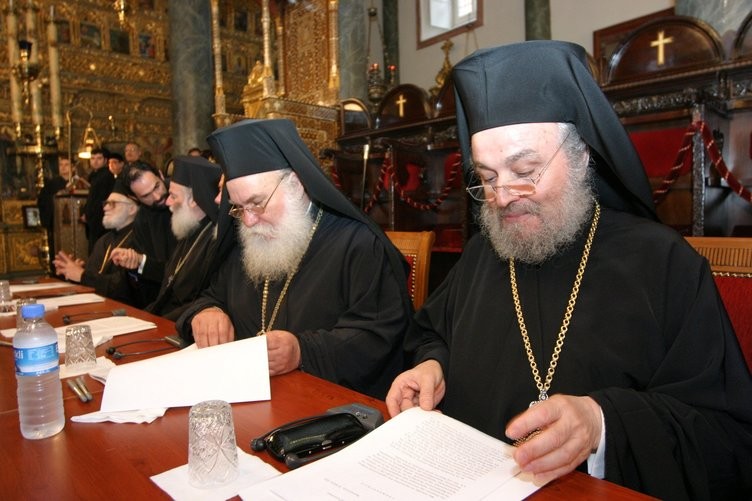 Ortodoks dünyasını karıştıran karar