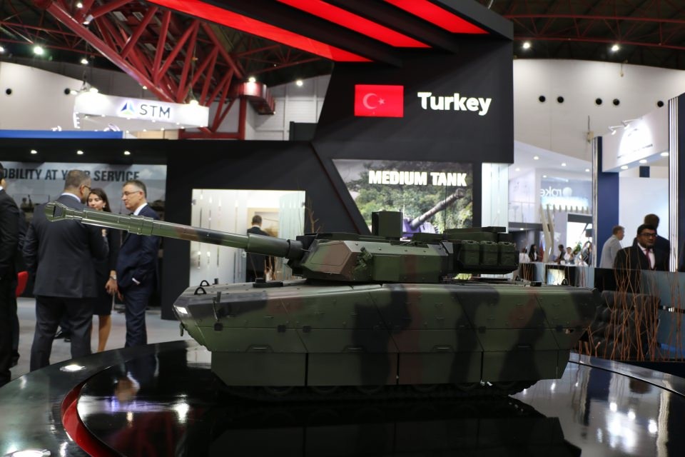 Türk savunma sanayisi Endonezya'da göz doldurdu