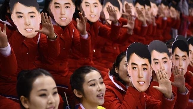 Kuzey Koreli ponpon kızlar nasıl seçiliyor?