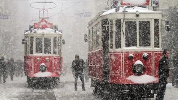 İstanbul'a kar uyarısı! Tarih verdi...