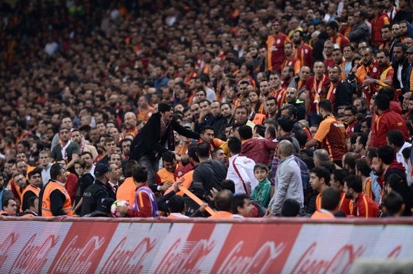 Galatasaray-Trabzonspor maçı sonrası olay!