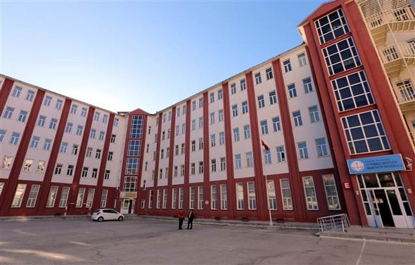 Erzurum'daki FETÖ okulunda özel bölüm