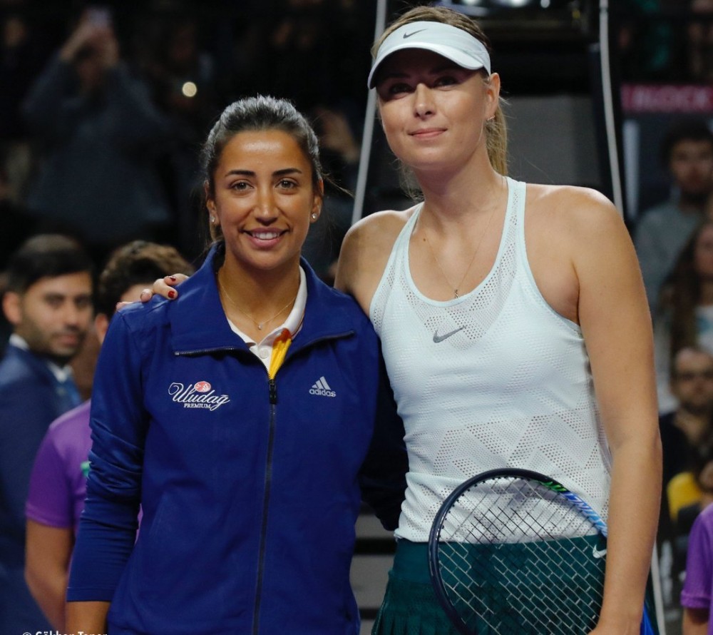 Türk seyirciden Sharapova'ya evlenme teklifi