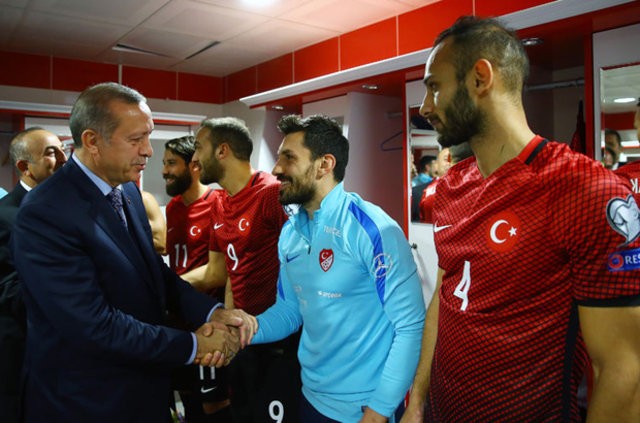 Erdoğan'dan Milli Takım'a moral dopingi