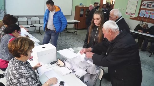 Bulgaristan'daki seçimlerde Türklere 'Kiril' işkencesi