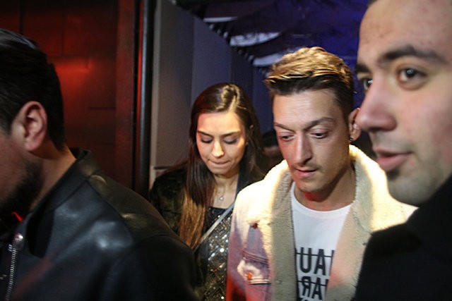 Amine Gülşe ile Mesut Özil yaza evleniyor
