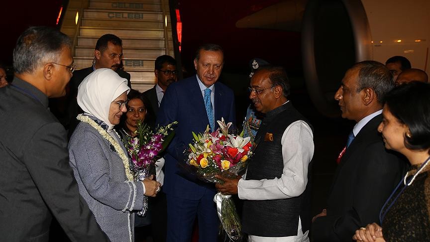 Erdoğan'a Hindistan'da coşkulu karşılama