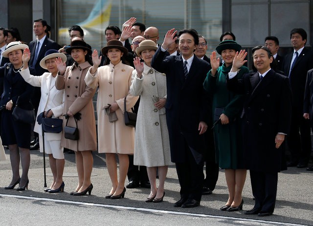 Japonya prensesi Mako ‘Aşk'ı seçti, tahtı elinin tersiyle itti