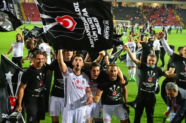 Gaziantep'te Beşiktaş'ın şampiyonluk coşkusu