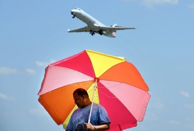 Aşırı sıcaklar uçak yolculuğuna engel mi?