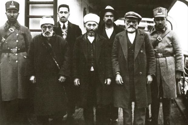 Tarihten ilginç kareler! Osmanlı'da bir terzi makası...