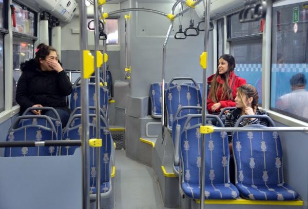 Maraş'ta başladı! Sadece kadınların bindiği özel otobüs