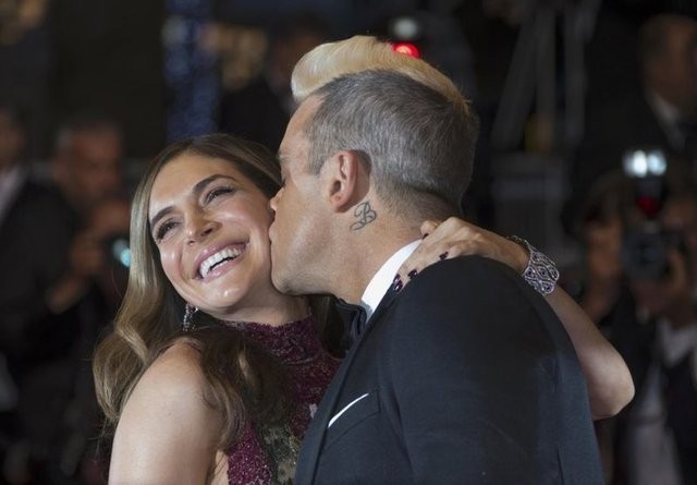 Robbie Williams'tan Türk eşi Ayda Field'e 1 milyon dolarlık hediye