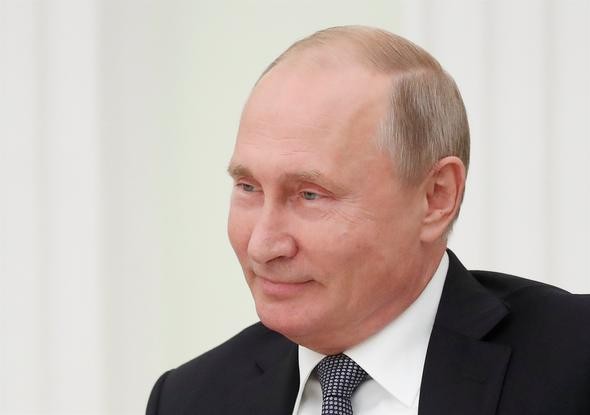 Putin'in şakası toplantıya damga vurdu