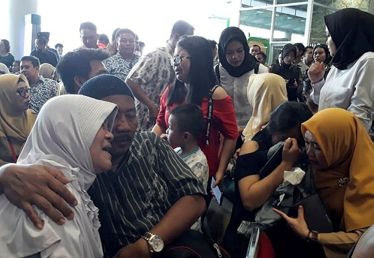 Endonezya'daki uçak kazasından ilk fotoğraflar...