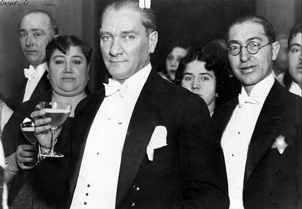 Mustafa Kemal Atatürk'ün bilinmeyen fotoğrafları