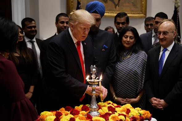 Trump'ın Hint Festivali Divali ile ilgili mesajı tartışma yarattı