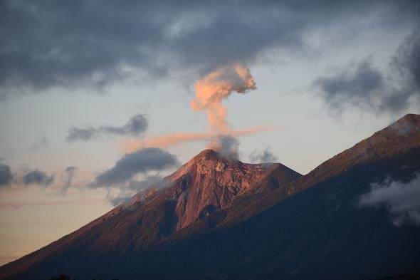 Guatemala'da yanardağ alarmı