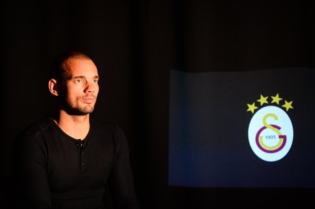Sneijder'in menajerinden Galatasaray açıklaması