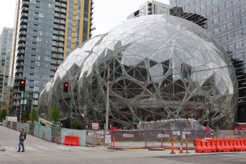 Amazon yeni ofisini yağmur ormanlarına benzetti!