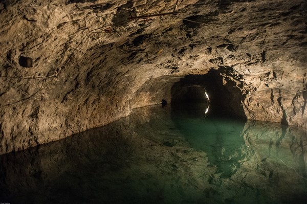 Avrupa'nın en büyük yeraltı gölü