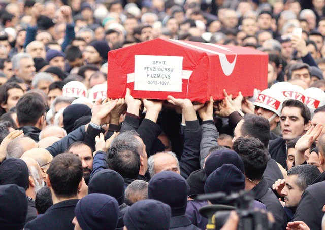 Afrin şehidi kahraman Mehmetçikleri kalbimize gömdük