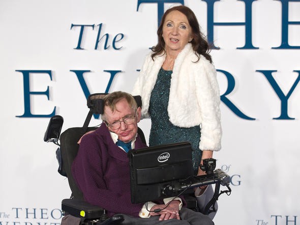 Stephen Hawking'in dünyayı değiştiren yaşamı...