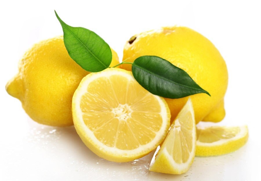 Limonu dörde bölüp içine tuz eklerseniz! İşte faydaları
