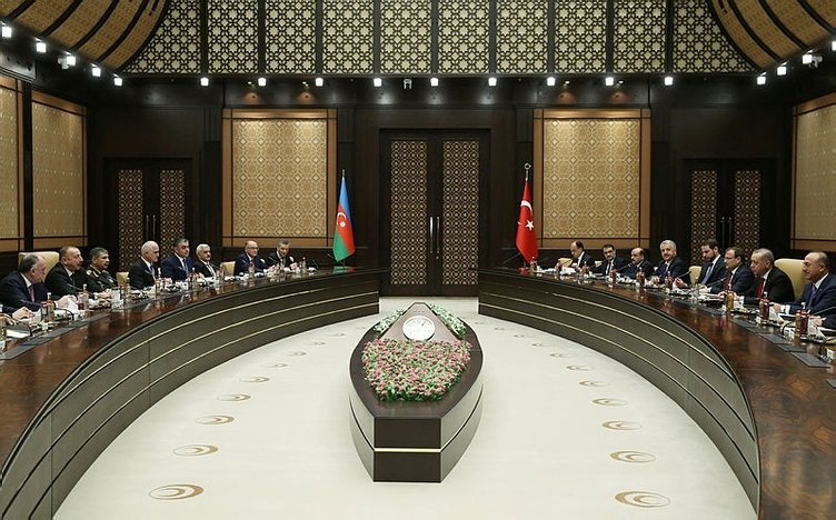 Erdoğan Aliyev'i Külliye'de ağırladı