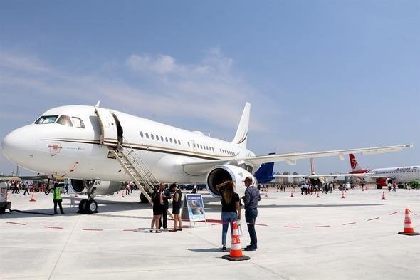 Altın kaplamalı uçak Türkiye'de