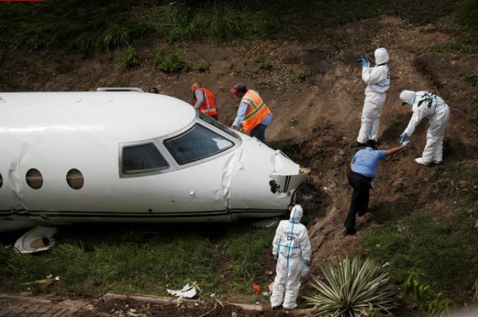 Honduras'ta özel jet düştü: 6 yaralı