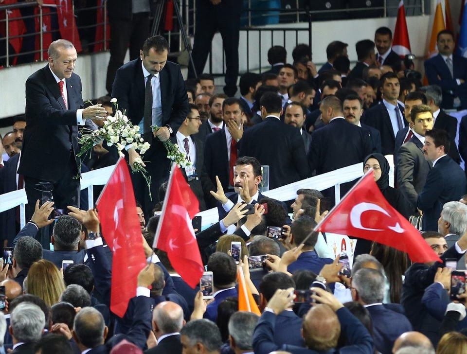 Erdoğan'ın seçim beyannamesini açıkladığı toplantıdan dikkat çeken kareler