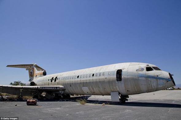 Hayalet havalimanına 44 yıldır tek uçak inmiyor