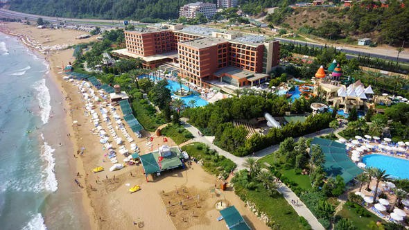 İşte dünyanın en iyi otelleri ve tatil köyleri! Türkiye'den 5 yer listede...