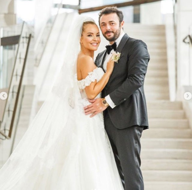 Şarkıcı Bengü ve Selim Selimoğlu evlendi