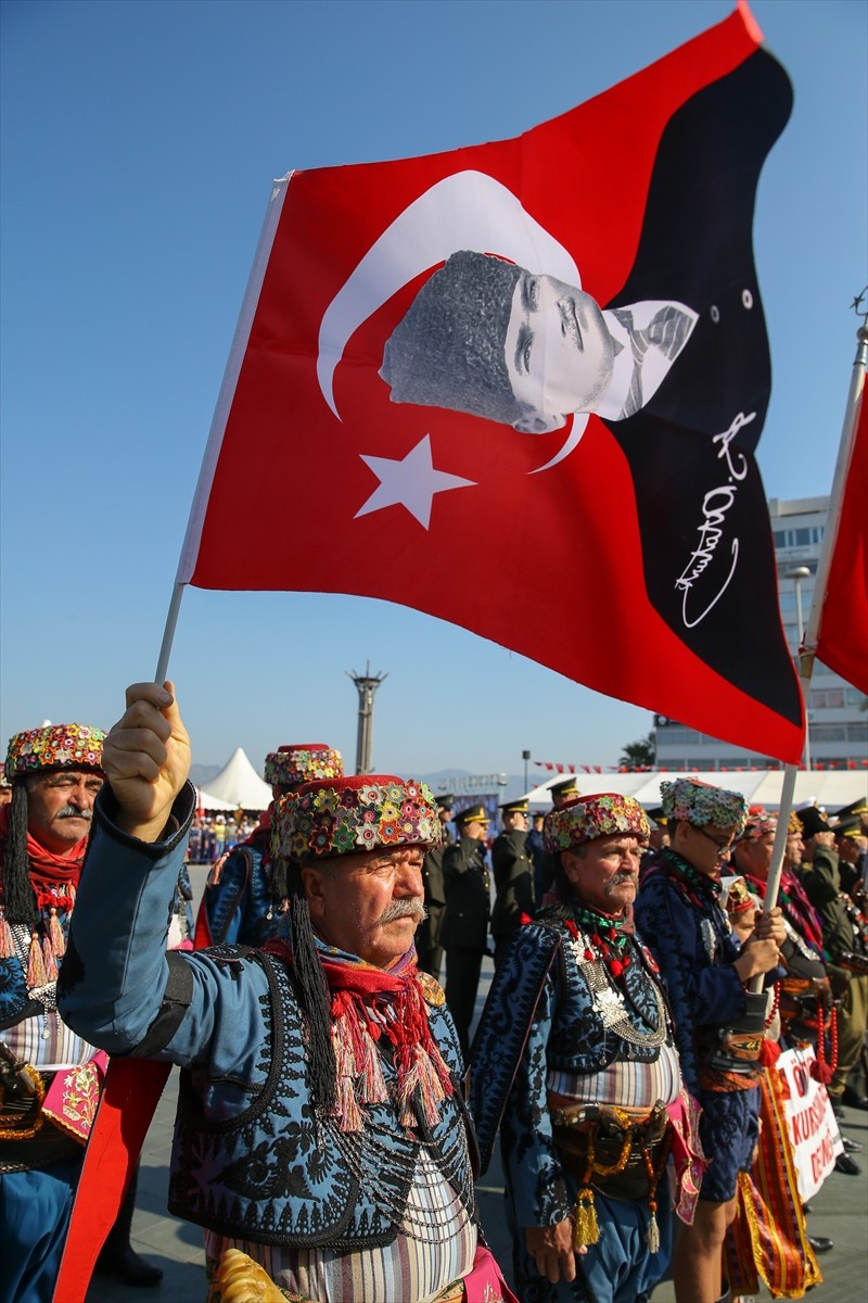 İzmir'in düşman işgalinden kurtuluşunun 96. yıl dönümü