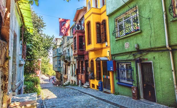 Dünyanın en renkli sokakları