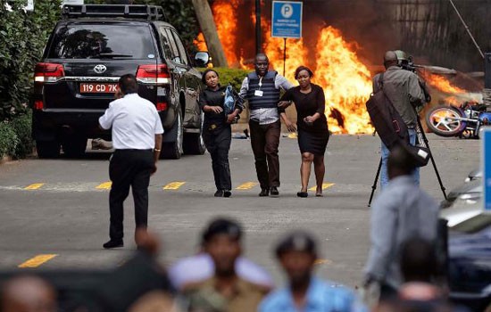 Nairobi'de otele bombalı, silahlı saldırı: 14 ölü