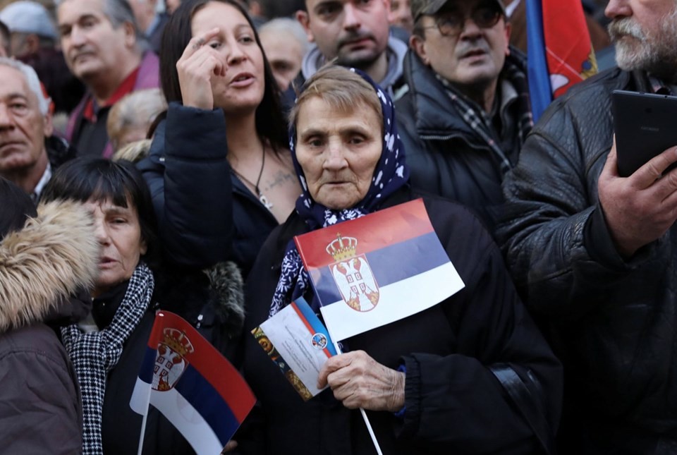 Sırbistan'da Putin'e görkemli tören! Köpek hediye edildi