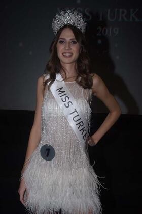 İşte Miss Turkey 2019 güzeli Simay Rasimoğlu
