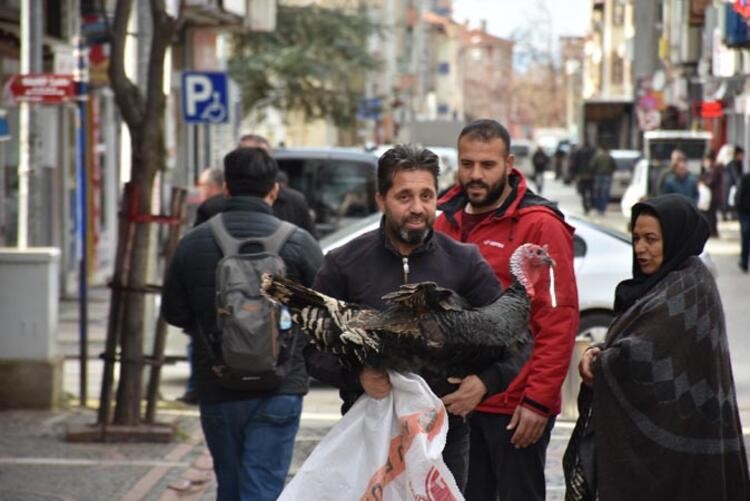 Alışveriş için Türkiye'ye akın ediyorlar