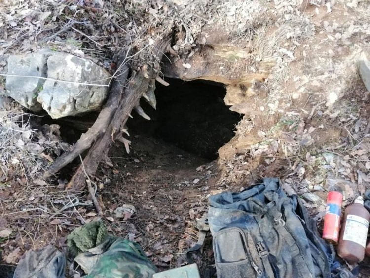 PKK'lı teröristlerin kullandığı 9 barınak ve sığınak imha edildi