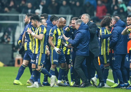 Fenerbahçe'de dev operasyon!