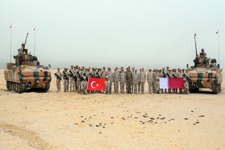 Türkiye ve Katar'dan ortak tatbikat