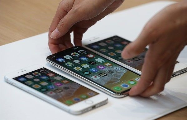 Apple'ın en küçük telefonu geliyor! iPhone XE