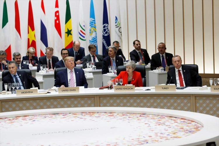 G-20 zirvesinde liderler geçidi 